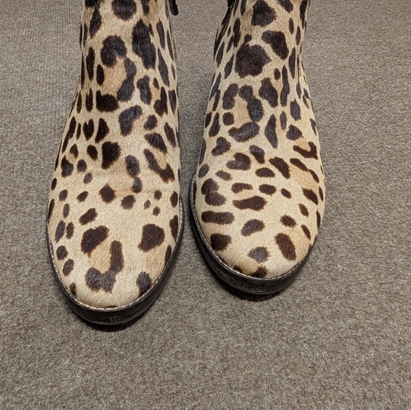 COLE HAAN (9.5 B) Real Fur Leopard Print Ankle Boots Grand OS Buckle - Picture 3 of 8